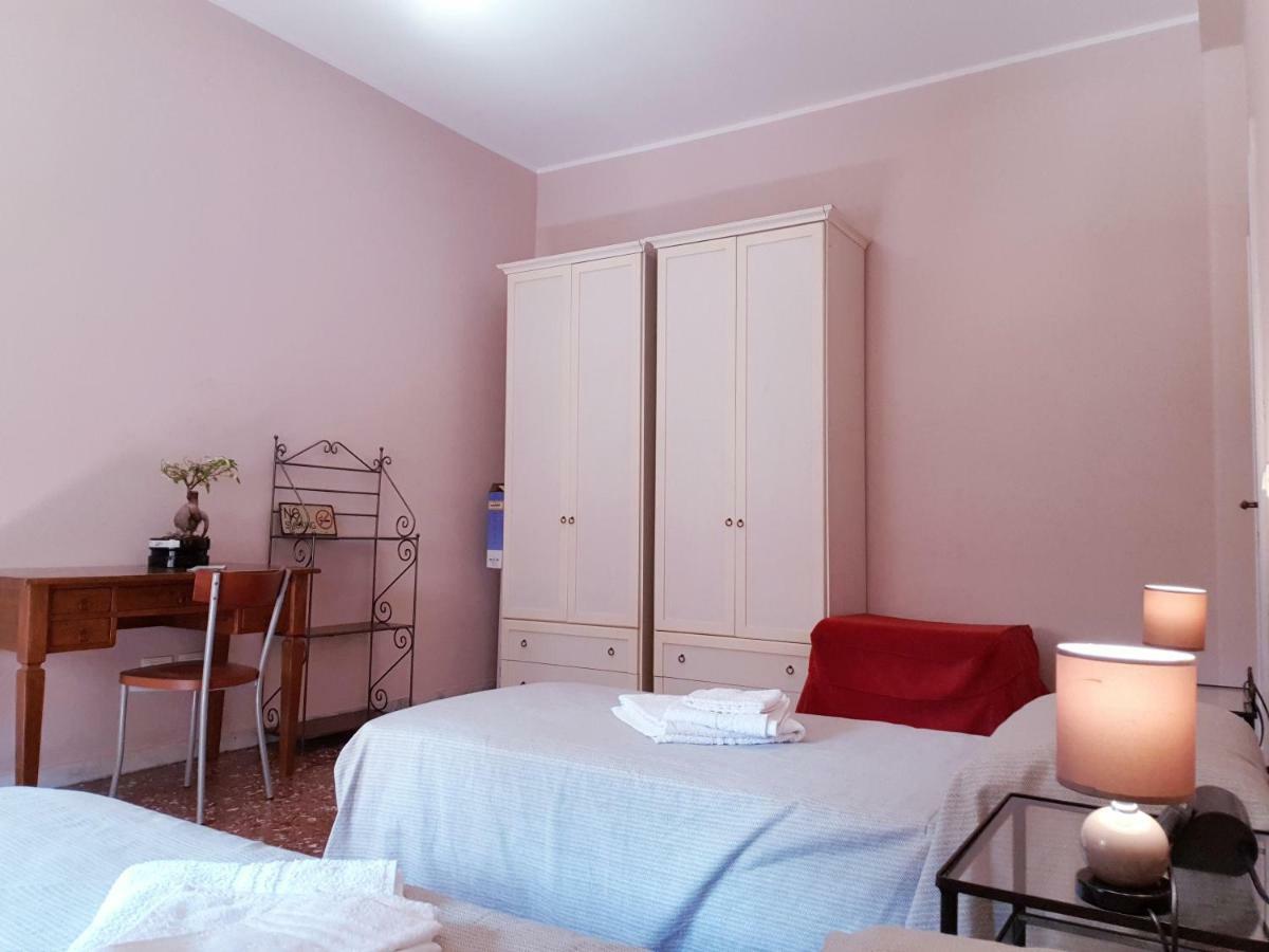 Pastels Rooms โรม ภายนอก รูปภาพ