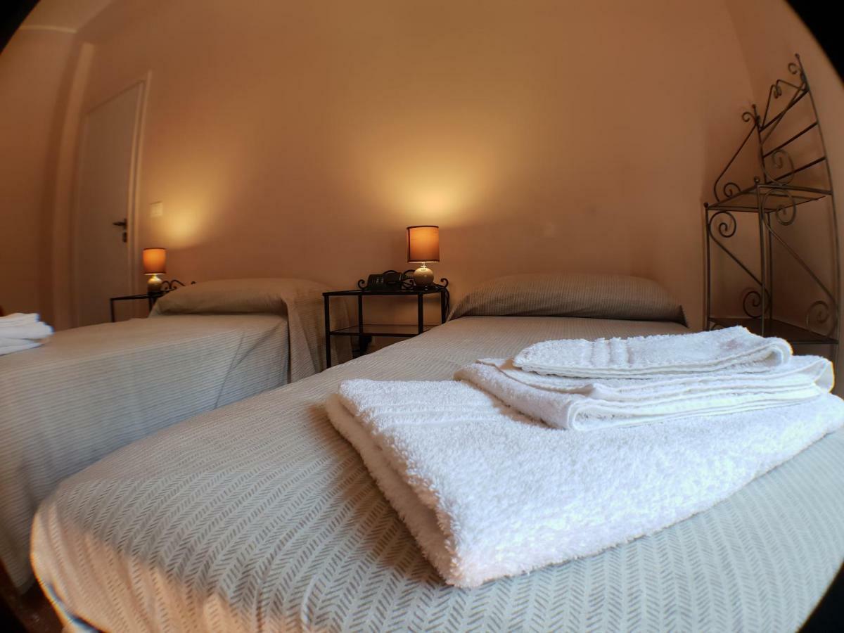 Pastels Rooms โรม ภายนอก รูปภาพ