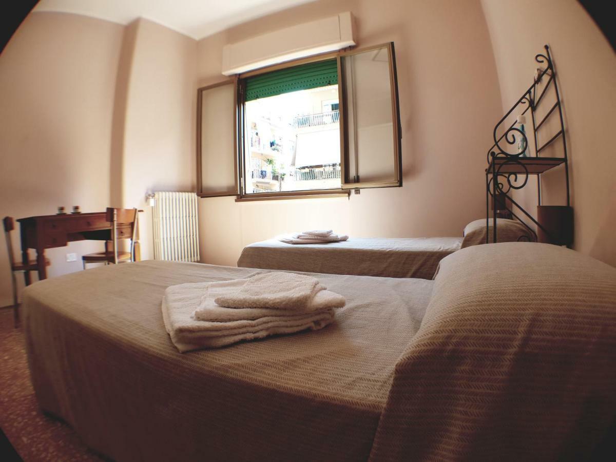Pastels Rooms โรม ภายนอก รูปภาพ